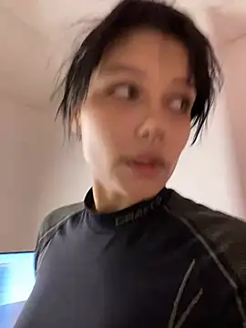 Snapshot of ari_rari chatting on December 2024 08:21:02 PM ari rari online show from December 2024 08:21:02 PM