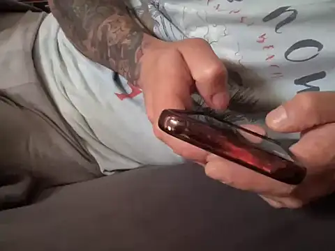 Snapshot of kameray12 chatting on February 2025 09:34:02 AM kameray12 online show from February 2025 09:34:02 AM