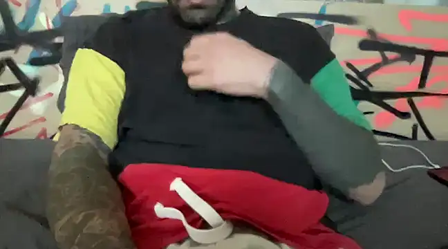 Snapshot of kameray12 chatting on March 2025 11:36:02 AM kameray12 online show from March 2025 11:36:02 AM