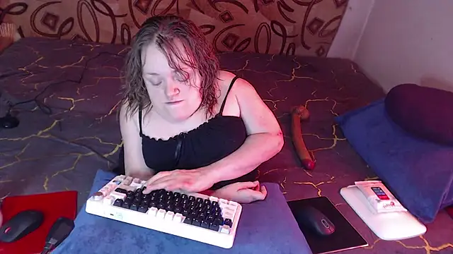 MiniNatalie online show from February 2025 08:49:02 AM