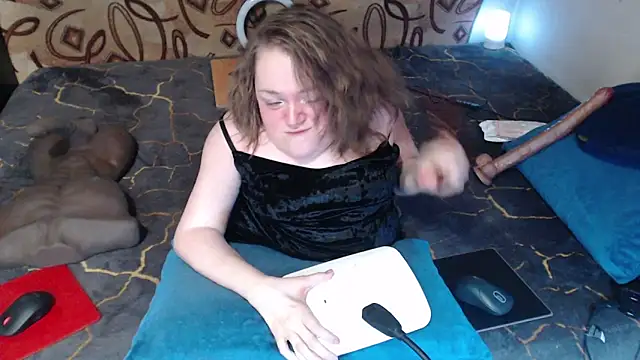 MiniNatalie online show from March 2025 02:04:02 AM