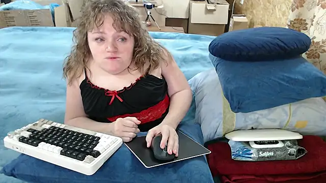 MiniNatalie online show from September 2025 04:34:02 AM