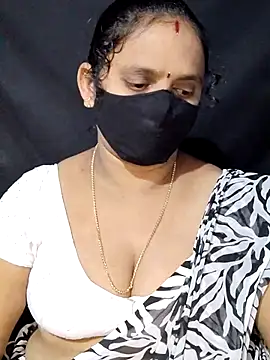 vintage-vibs online show from February 2025 05:46:02 PM