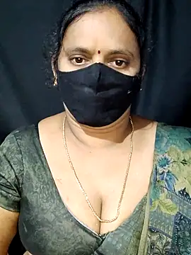 vintage-vibs online show from March 2025 10:41:02 PM