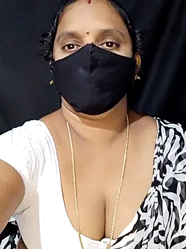 vintage-vibs online show from October 2025 06:14:02 PM