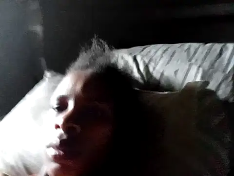 Dollie94 online show from January 2025 12:18:01 PM
