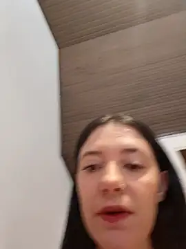 Isabella 21x online show from December 2025 12:43:02 PM