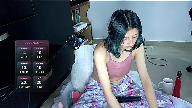 Camila---torres online show from October 2025 02:20:01 AM