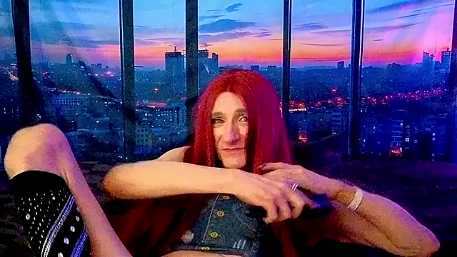 Snapshot of LuvNuk chatting on February 2025 02:11:02 PM LuvNuk online show from February 2025 02:11:02 PM