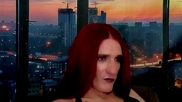 Snapshot of LuvNuk chatting on September 2025 09:31:01 AM LuvNuk online show from September 2025 09:31:01 AM