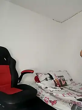 Fanny Klean online show from February 2025 09:21:02 AM