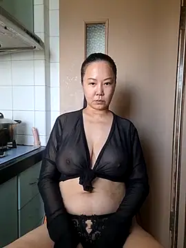 LenaShow online show from November 2025 04:57:02 AM