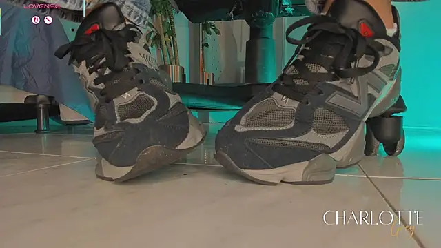 charlotte  grey online show from January 2026 08:36:01 PM