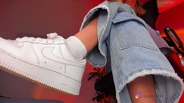 charlotte  grey online show from April 2026 07:58:01 PM