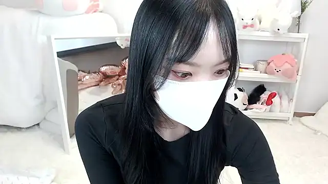 momo room online show from June 2026 05:56:01 AM