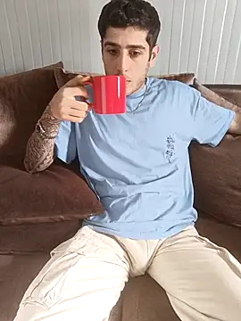 arenn1997 online show from February 2026 12:12:01 PM