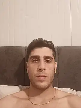 arenn1997 online show from June 2026 10:36:02 PM