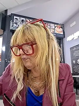 Snapshot of eva2023sexy chatting on September 2025 01:05:02 PM eva2023sexy online show from September 2025 01:05:02 PM