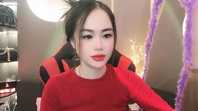 witch-39 online show from December 2024 12:33:01 AM