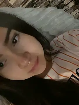 Snapshot of corallwells chatting on February 2026 06:03:01 AM corallwells online show from February 2026 06:03:01 AM