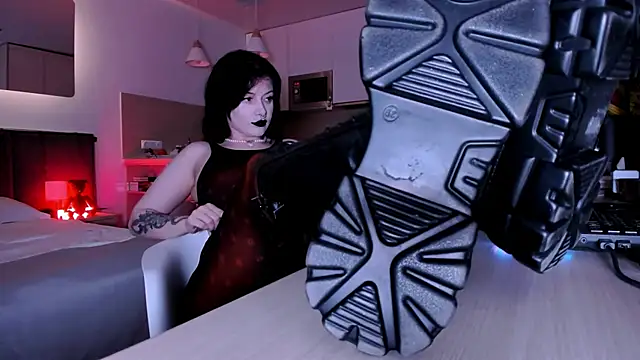  Goddess Misha  online show from December 2024 12:20:01 AM