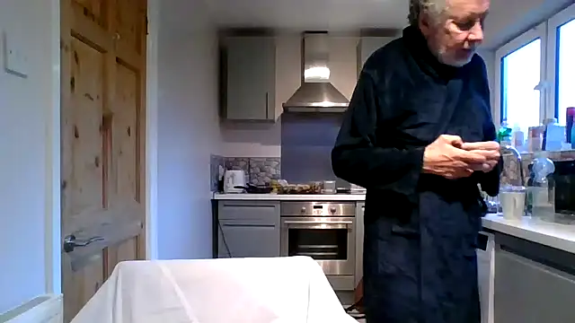 jimmybenido online show from February 2025 05:17:02 PM