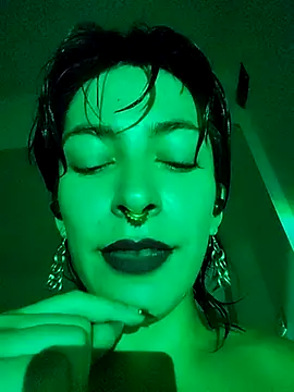 Snapshot of xmoira3x chatting on February 2025 06:49:02 AM xmoira3x online show from February 2025 06:49:02 AM