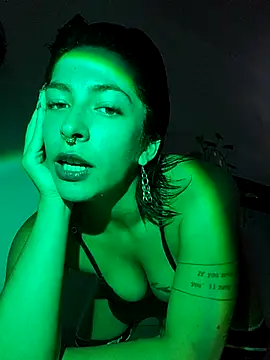 Snapshot of xmoira3x chatting on February 2025 09:26:02 PM xmoira3x online show from February 2025 09:26:02 PM