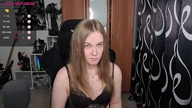 Snapshot of stellablondy chatting on July 2026 03:42:02 PM stellablondy online show from July 2026 03:42:02 PM