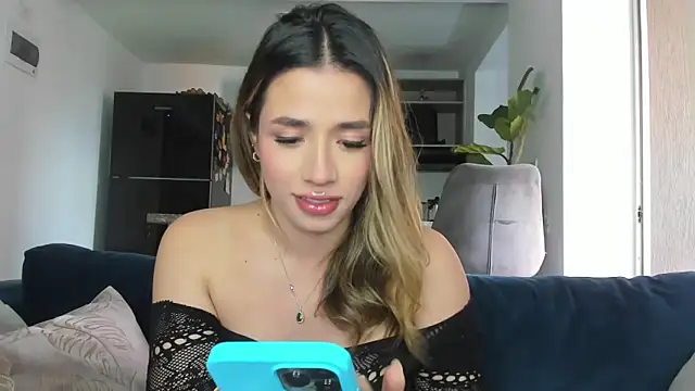 honeyann08 online show from February 2025 01:02:01 PM