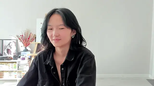 Snapshot of ailey_chao chatting on May 2026 02:31:02 AM ailey chao online show from May 2026 02:31:02 AM