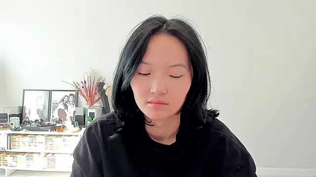Snapshot of ailey_chao chatting on June 2026 02:45:02 AM ailey chao online show from June 2026 02:45:02 AM