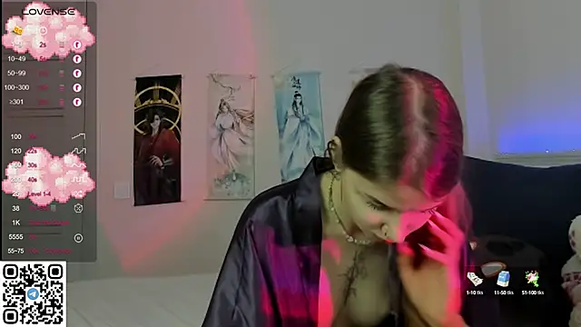 Snapshot of JorRoger chatting on December 2024 10:21:02 PM JorRoger online show from December 2024 10:21:02 PM