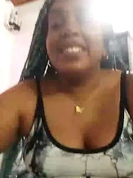 ELLA KELLY online show from February 2025 01:11:02 PM