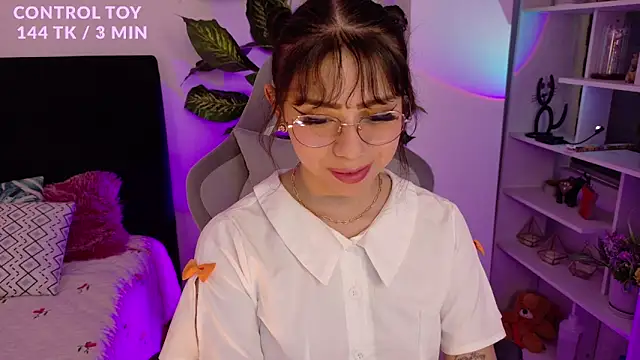 melany naa online show from March 2026 10:25:01 PM