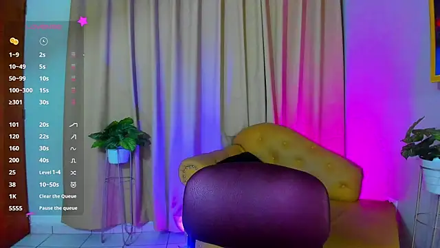 StarMilf online show from February 2025 12:32:01 PM