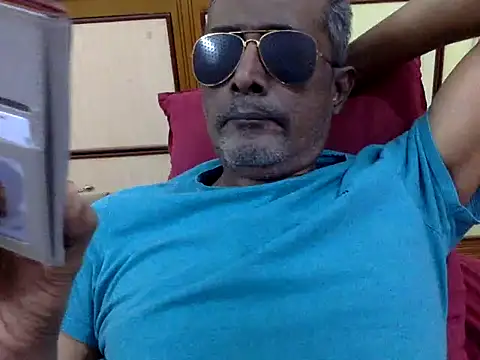 Lookin4Kinky Partner online show from January 2026 02:32:02 PM