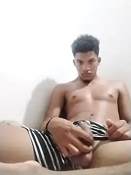 Snapshot of Gutierrez6383 chatting on March 2025 04:27:02 AM Gutierrez6383 online show from March 2025 04:27:02 AM