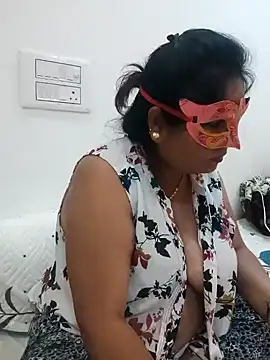 BBW HOT COUPLE online show from December 2024 05:18:02 PM