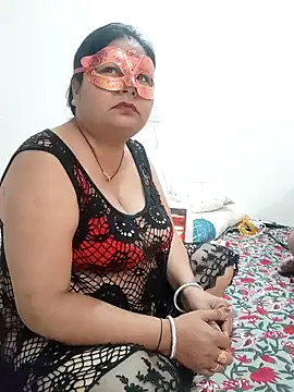 BBW HOT COUPLE online show from January 2025 02:05:01 PM