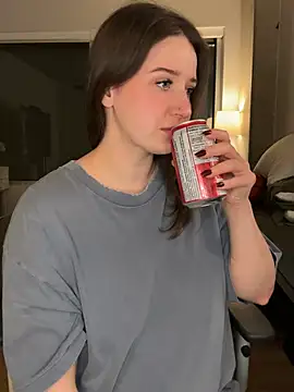 nerdynina online show from January 2026 12:23:02 AM