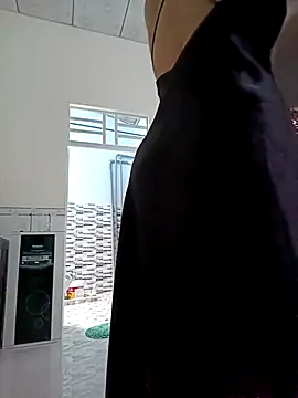    Erin    online show from February 2025 07:23:01 AM