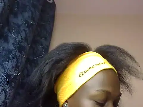 Horny-pretty online show from April 2026 09:40:02 PM