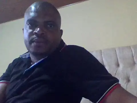 lui cuuty online show from October 2025 06:31:02 PM