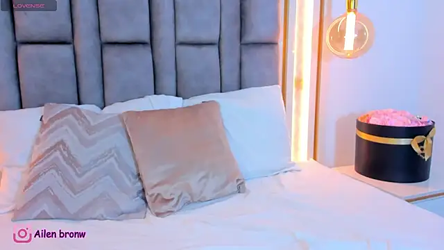 elianabrown online show from March 2026 12:47:01 AM