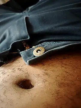 Snapshot of TornadoStorm35 chatting on November 2025 11:10:02 AM TornadoStorm35 online show from November 2025 11:10:02 AM