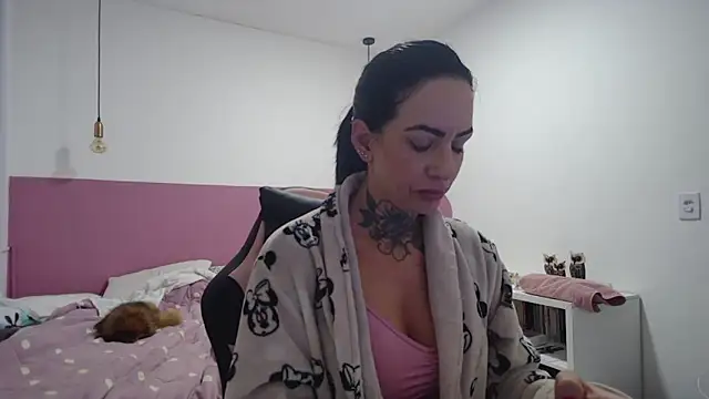 YasmimBrasil online show from June 2026 06:01:01 AM