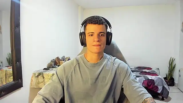 Balo lovers online show from December 2025 06:47:02 PM