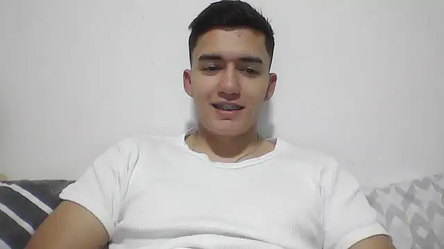 Estebitan vm online show from November 2025 03:49:01 AM