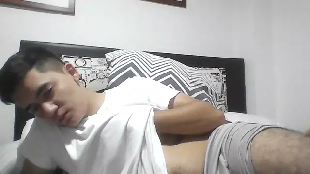 Estebitan vm online show from April 2026 03:02:01 AM